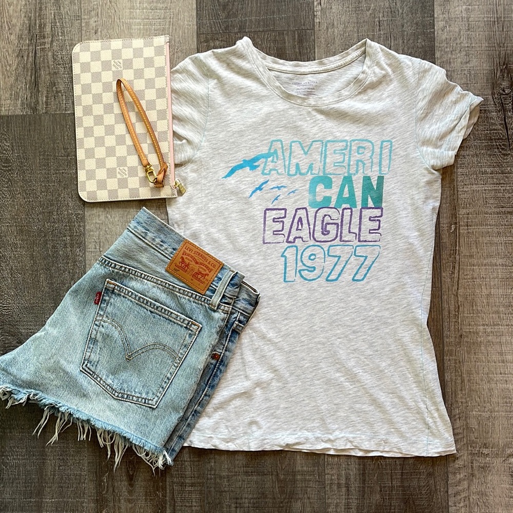 AE TEE